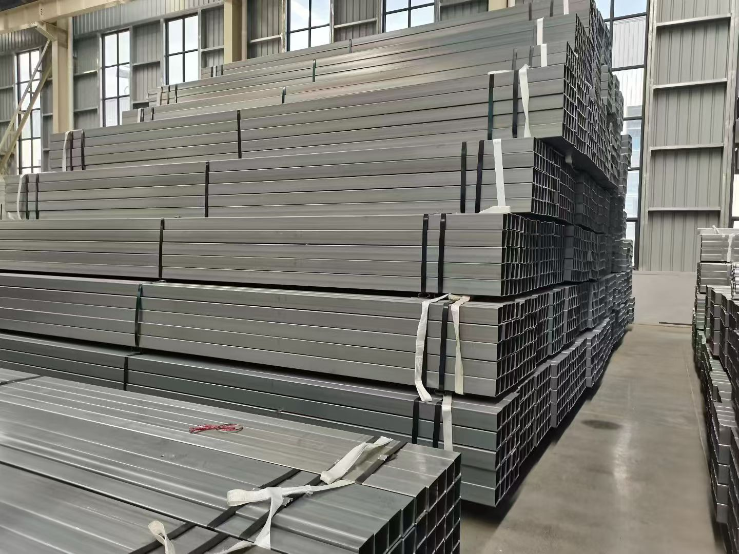 Galvanized square steel pipe